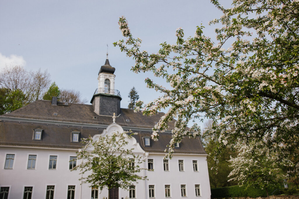 Schloßhotel Rabenstein im Frühling